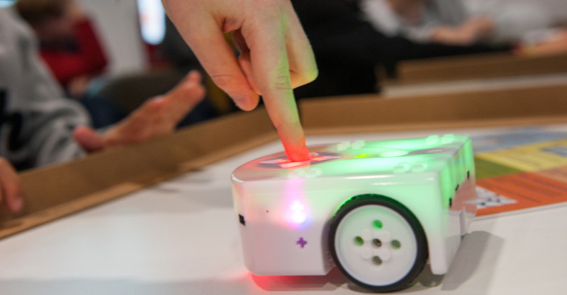 Atelier : Thymio, un robot aux multiples facettes - © Quentin Trillot - Ville Annecy Atelier : Thymio, un robot aux multiples facettes